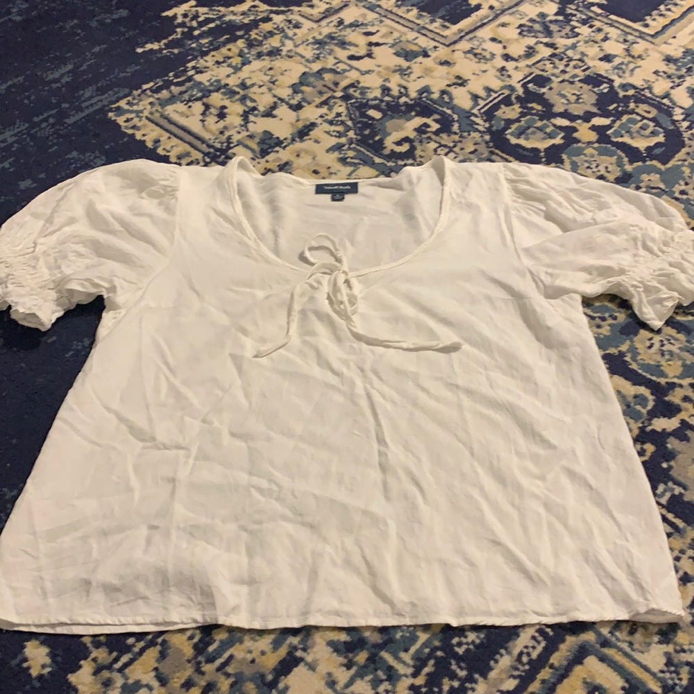 Mod cloth keyhole white mod blouse